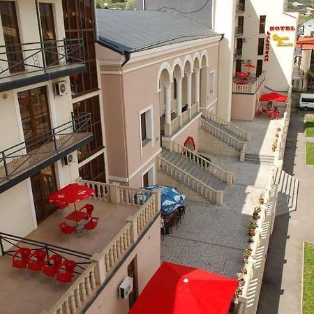 Hotel Grand Palace Achaltsiche Buitenkant foto